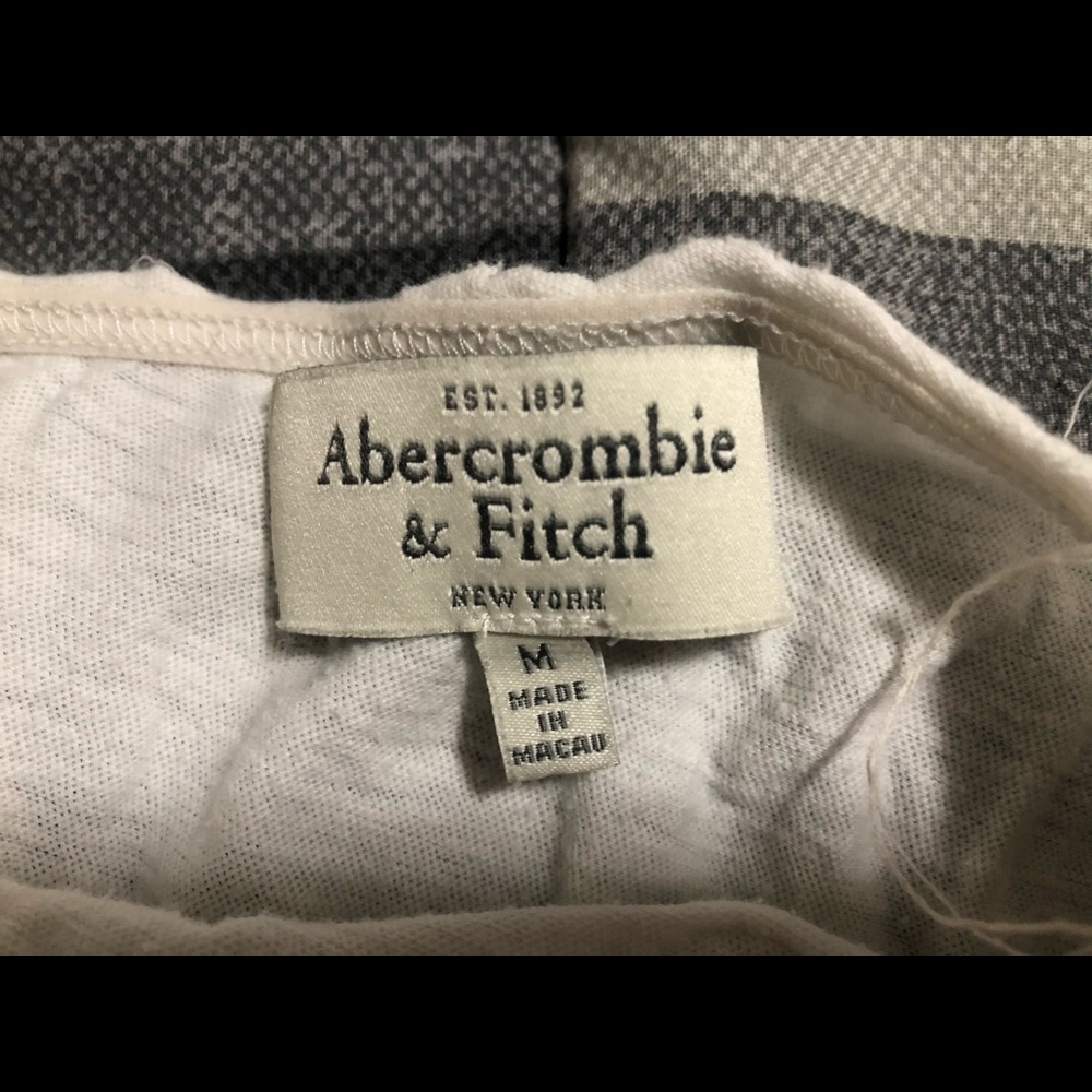 Strapless tops - Picture 3 of 7